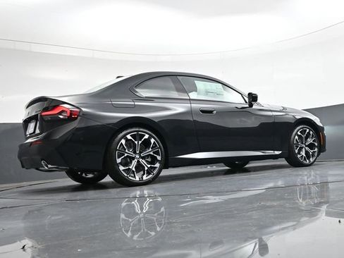 Used 2025 BMW 230i xDrive Coupe w/ Premium Package AWD/4WD image 29