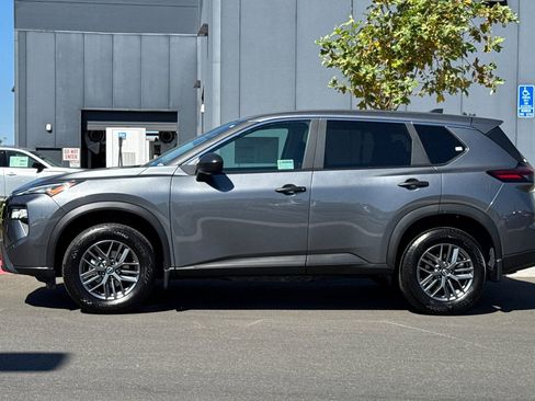 Certified 2026 Nissan Rogue S FWD image 7