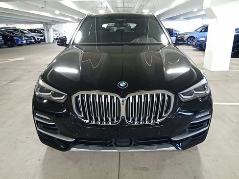 Used 2021 BMW X5 xDrive40i w/ Premium Package AWD/4WD image 2