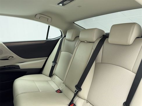 Used 2024 Lexus ES 350 w/ Premium Package image 35