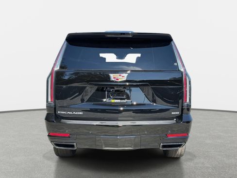 Used 2026 Cadillac Escalade Platinum Sport AWD/4WD image 4