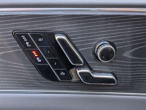 Used 2024 Cadillac Lyriq Sport image 16