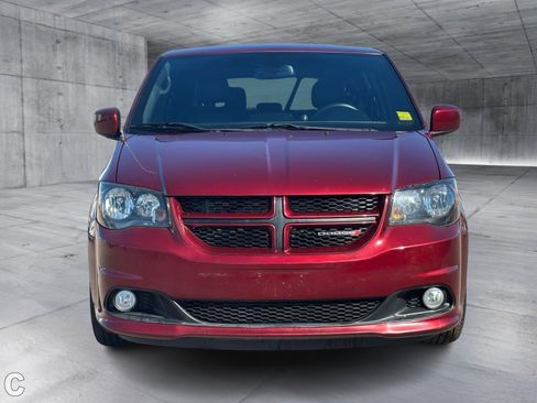 Used 2019 Dodge Grand Caravan GT image 6