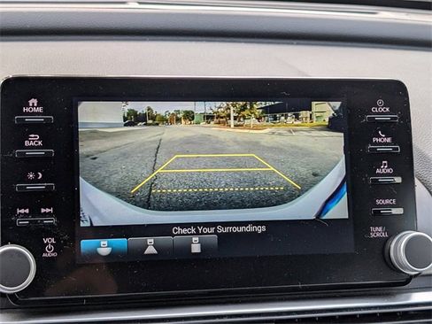 Used 2022 Honda Accord Sport image 17