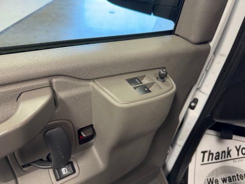 Used 2024 Chevrolet Express 3500 LT w/ LT Preferred Equipment Group RWD image 9