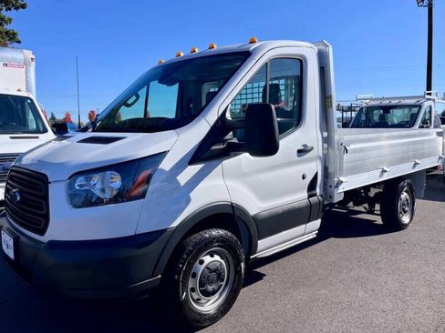Used 2018 Ford Transit 250 138 RWD image 6