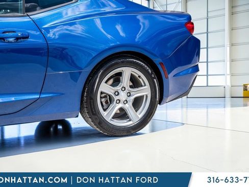 Used 2019 Chevrolet Camaro LT RWD image 25