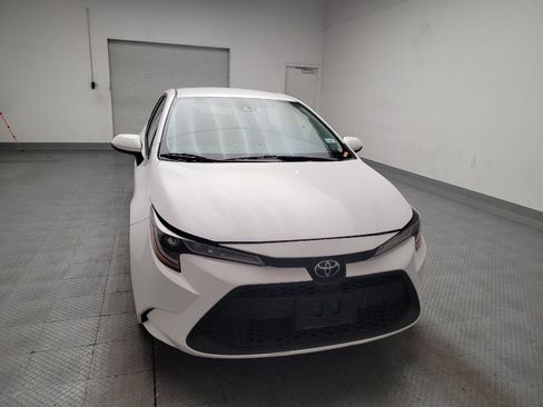 Used 2020 Toyota Corolla LE FWD image 14
