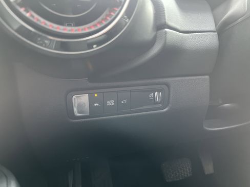 Used 2024 Chevrolet Equinox EV RS image 22