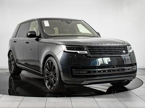 New 2026 Land Rover Range Rover Long Wheelbase SE image 4