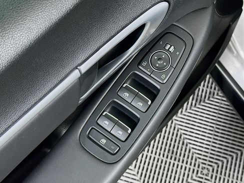 Used 2025 Hyundai Sonata SEL FWD image 15