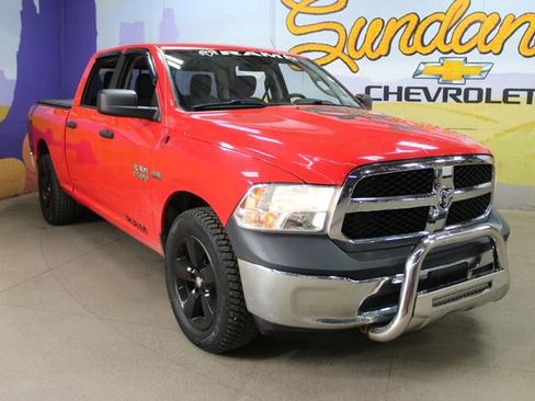 Used 2018 RAM 1500 Classic SLT AWD/4WD image 4