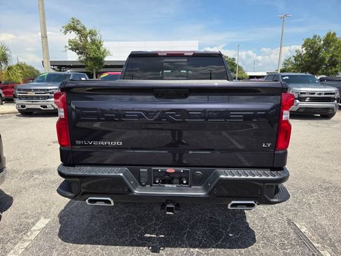 Used 2024 Chevrolet Silverado 1500 LT Trail Boss w/ Convenience Package II AWD/4WD image 15