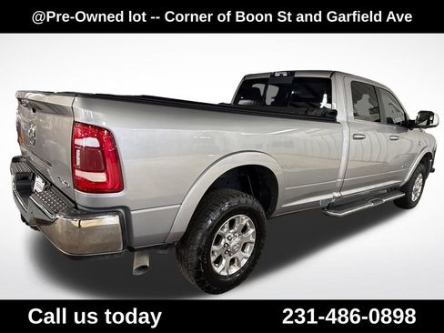 Used 2022 RAM 3500 Laramie AWD/4WD image 5
