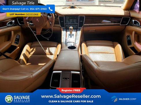 Used 2014 Porsche Panamera S image 11