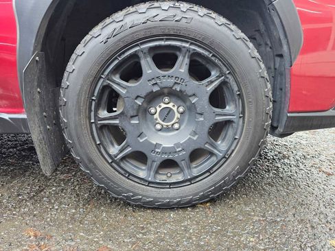 Used 2019 Subaru Crosstrek 2.0i Premium image 17