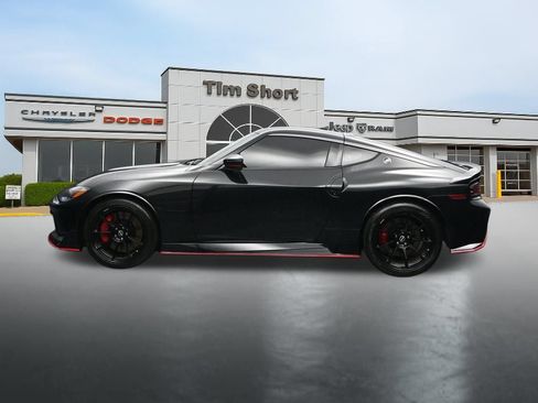 Used 2024 Nissan Z NISMO w/ Floor Mat Package RWD image 2