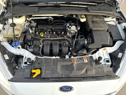 Used 2017 Ford Focus SE image 25