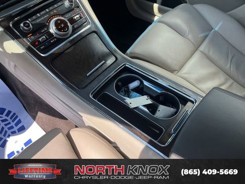 Used 2017 Lincoln Continental Select FWD image 11