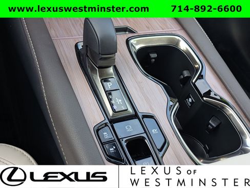 Used 2025 Lexus RX 350 w/ Convenience Package image 21