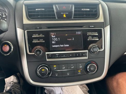 Used 2018 Nissan Altima 2.5 S w/ S Convenience Package FWD image 7