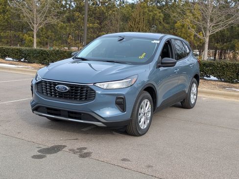 New 2026 Ford Escape Active FWD image 8