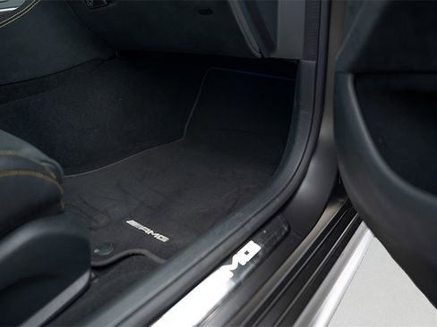 Used 2023 Mercedes-Benz AMG GT 63 image 38