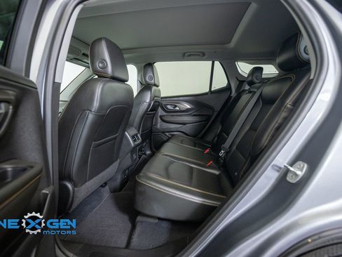 Used 2020 GMC Terrain SLT w/ Preferred Package AWD/4WD image 29