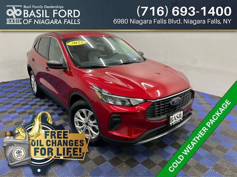 Used 2023 Ford Escape Active image 1