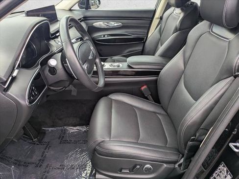 Used 2025 Genesis GV70 2.5T AWD/4WD image 16
