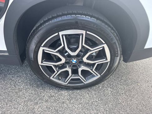Used 2025 BMW X2 xDrive28i image 11