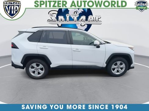 Used 2019 Toyota RAV4 XLE w/ Convenience Package image 12