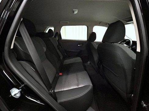 Certified 2023 Nissan Rogue SV AWD/4WD image 18