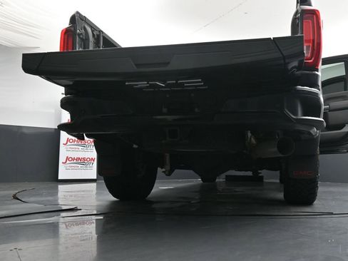 Used 2022 GMC Sierra 2500 AT4 w/ AT4 Premium Plus Package AWD/4WD image 29