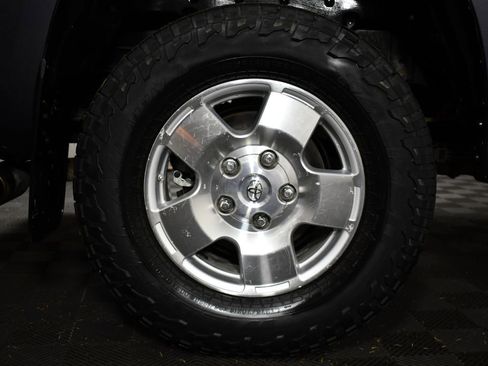 Used 2018 Toyota Tundra SR5 image 41