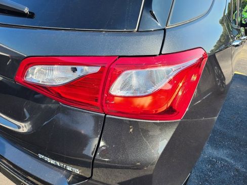 Used 2021 Chevrolet Equinox Premier image 9