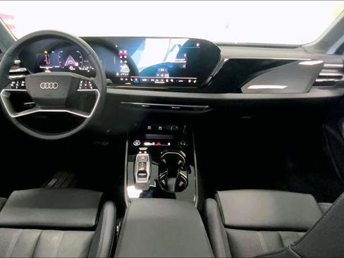 Used 2025 Audi A5 2.0T Premium Plus w/ Premium Plus AWD/4WD image 9