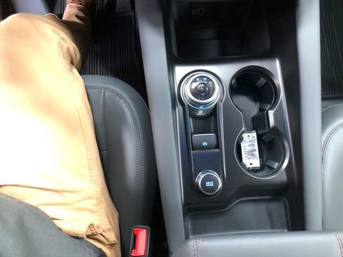 New 2026 Ford Explorer Active w/ Active Comfort Package image 20