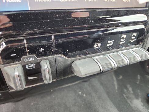 New 2025 RAM 2500 Big Horn image 32