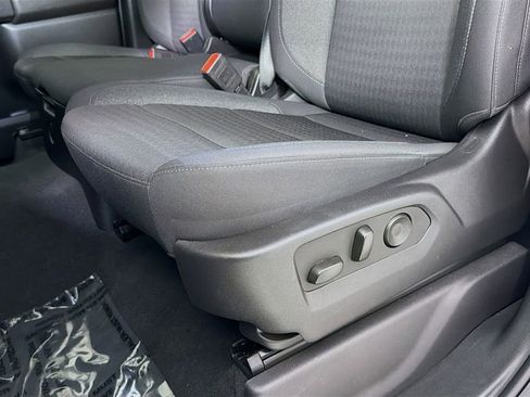 Used 2025 Chevrolet Silverado 1500 Custom image 23