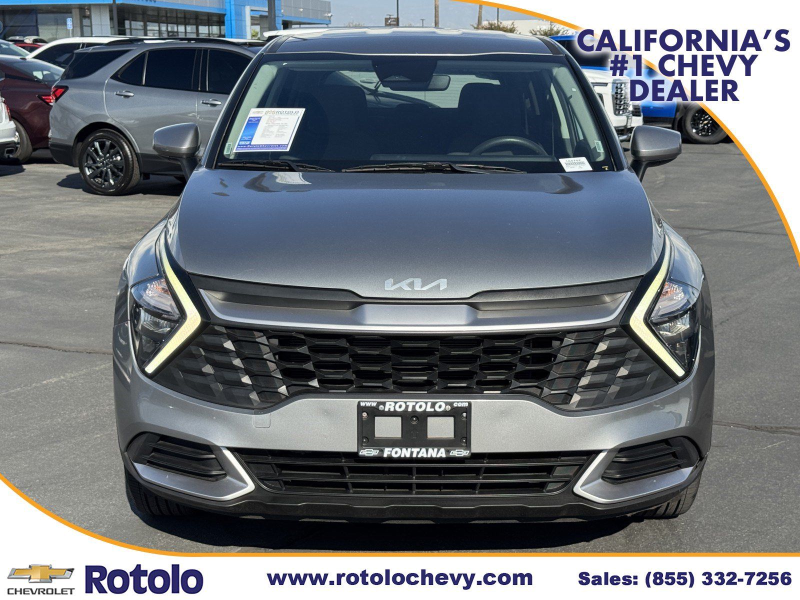 Used 2023 Kia Sportage LX FWD image 2