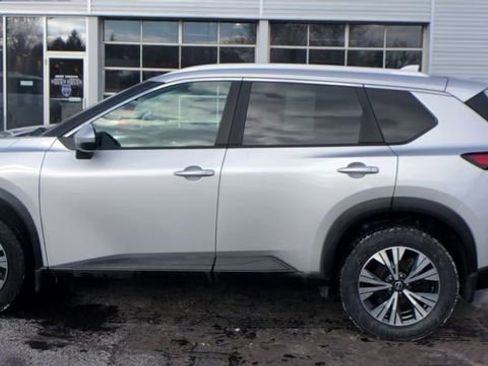 Certified 2023 Nissan Rogue SV w/ SV Premium Package image 5