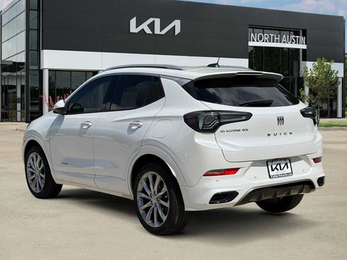 Used 2025 Buick Encore GX Avenir w/ Avenir Technology Package FWD image 8