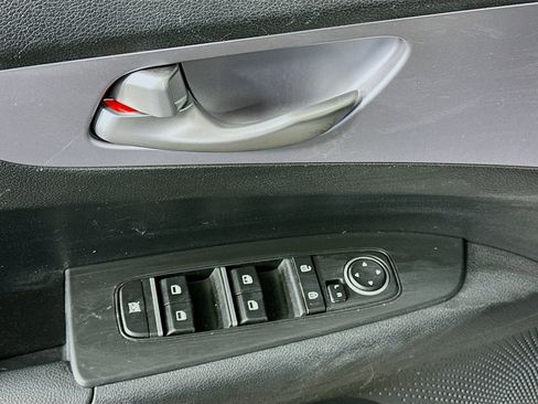 Used 2024 Kia Forte LXS FWD image 15