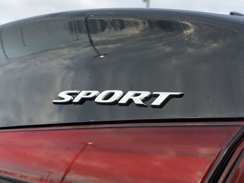 Used 2025 Honda Civic Sport image 7