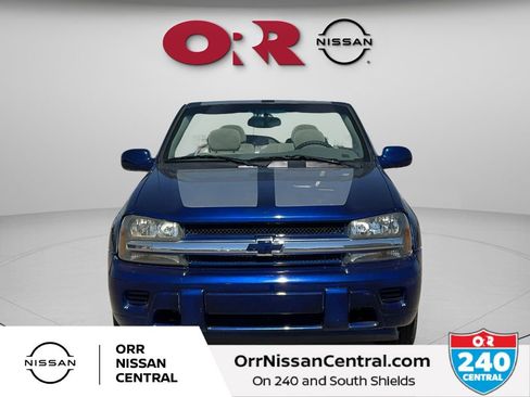 Used 2005 Chevrolet TrailBlazer LS w/ LS Preferred Equipment Group RWD image 2