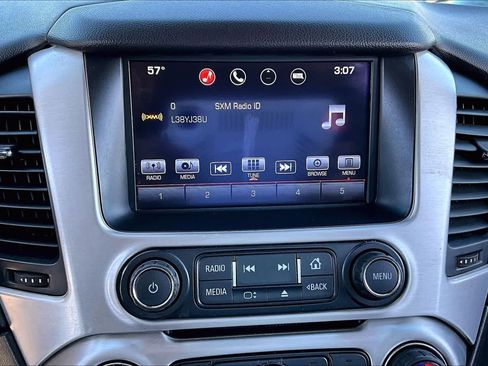 Used 2016 GMC Yukon SLT image 32