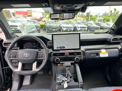 New 2026 Toyota 4Runner 4WD image 22