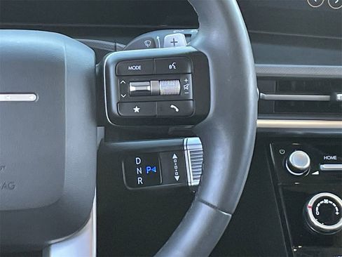 Used 2025 Hyundai Santa Fe SE image 23