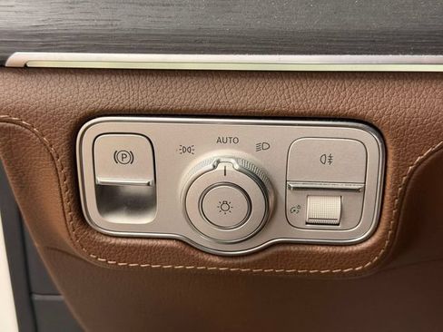 Used 2024 Mercedes-Benz GLE 350 4MATIC image 20